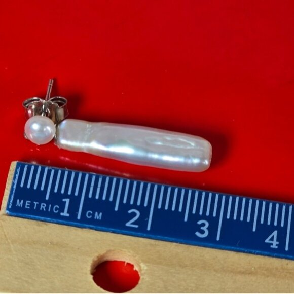 925 Sterling Silver Dangling Earrings with   Cultured Freshwater White Pearls. - Picture 3 of 8